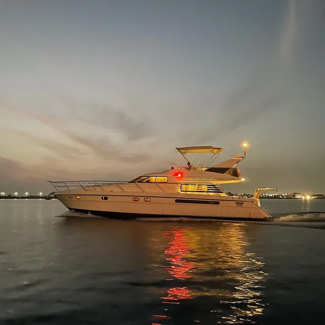 Savana Yacht Trip Around Bayada Island