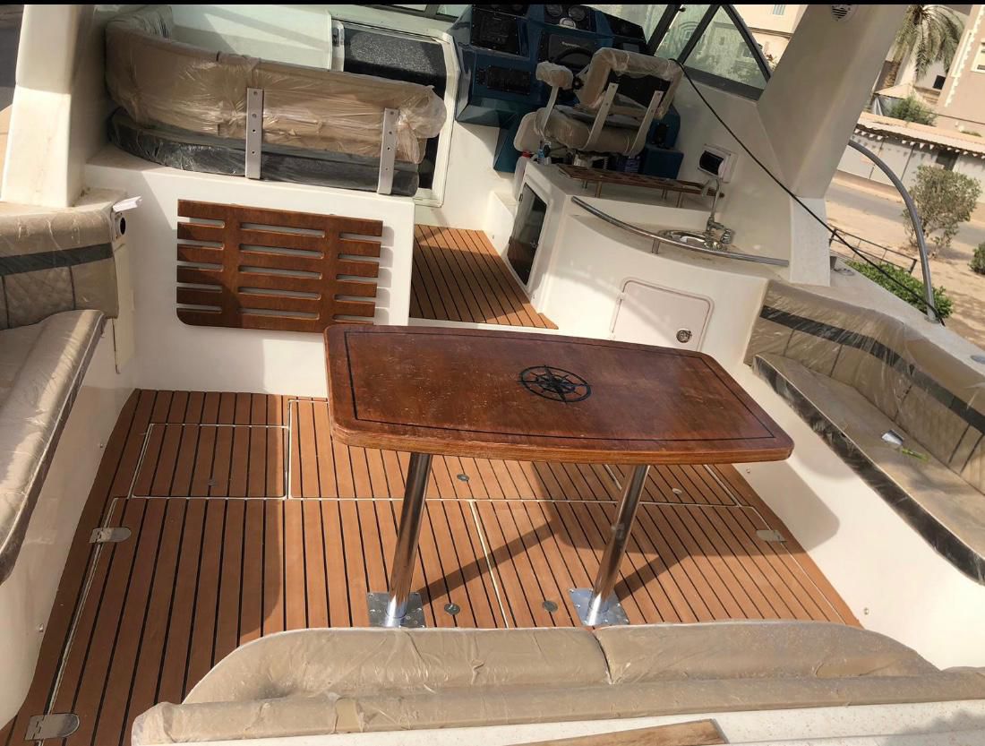 Boat trip on Mykonos Yacht to Kuwait Bay, Failaka, or Kubbar Island for 2 Hours