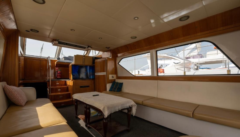 2 Hours Cruise Aboard Juliana Yacht 