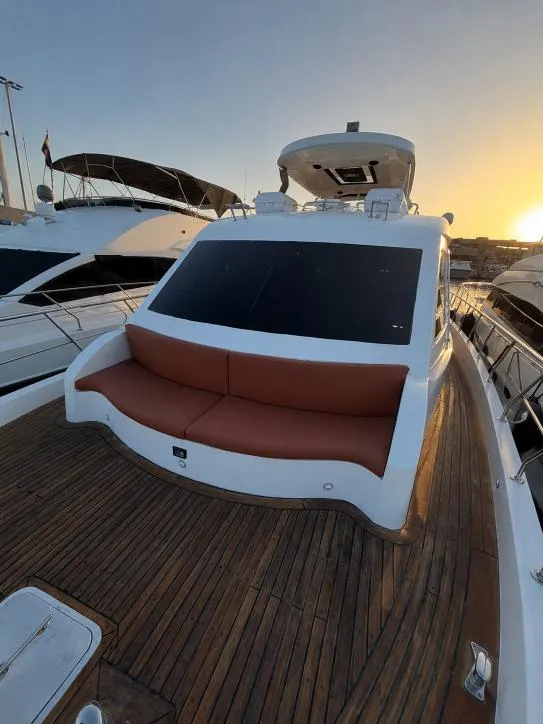6-Hour Open Sea Yacht Trip to Bayada, Abu Tair, or Khor Saud