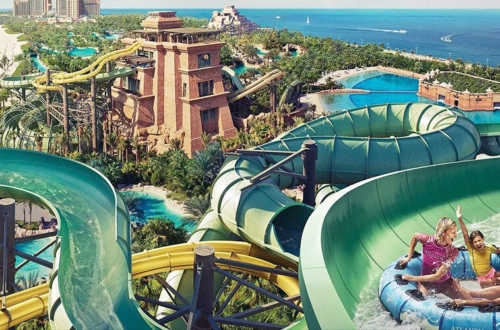 Discover best 7 water parks in the world 2024