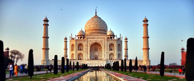 India: Best tourism places to visit - Taj Mahal