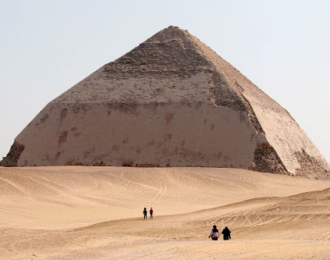 Half Day Tour To Memphis Sakkara And Dahshur Pyramids