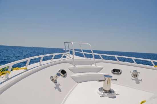 A day in the middle of the sea on a yacht in Ain Sokhna