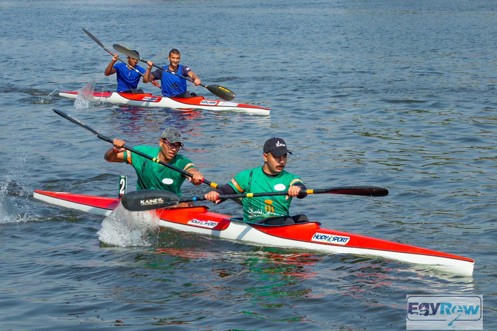 Enjoy kayaking training with a delicious lunch meal