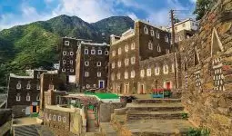 10% Off: Tour to Rijal Almaa Village for Up to 5 People 