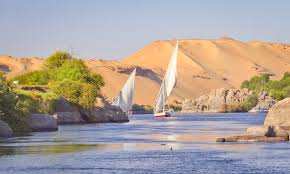 Spend the best lunch trip on the most beautiful yacht in the Nile