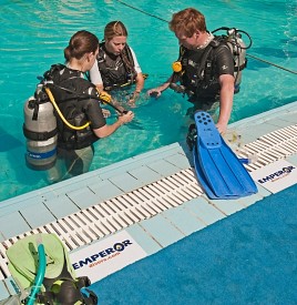 PADI open water course diving