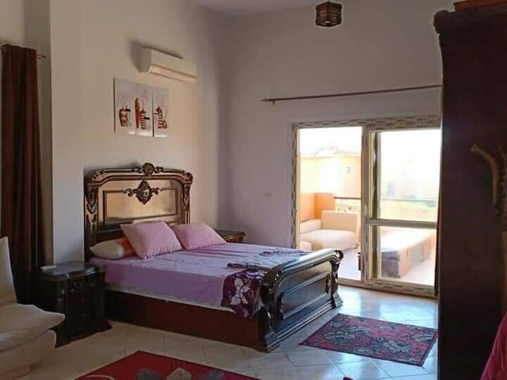 Enjoy Renting a villa in Marina Gardens