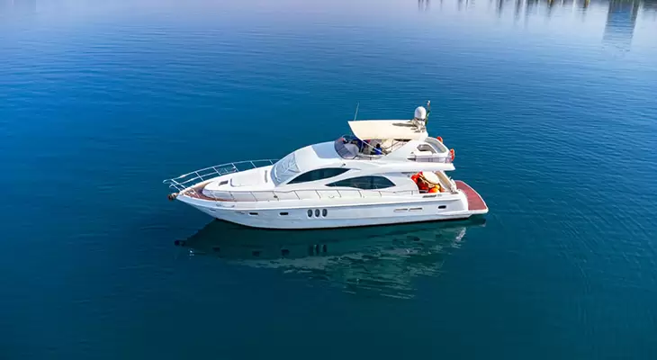 Spend your day in yacht Sargan 