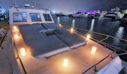 Celebrate with ooltah on a parked yacht 