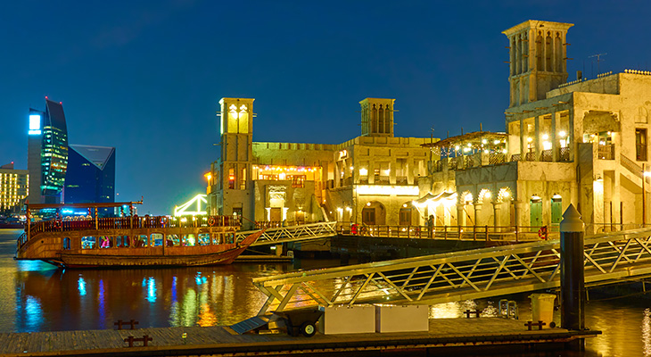 2-Hours Royal Dinner Dhow Cruise in Dubai Marina 