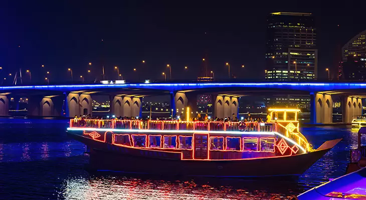 2-Hours Royal Dinner Dhow Cruise in Dubai Marina 