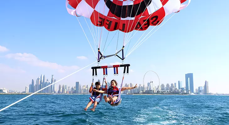 30 Mins of Parasailing With 18% Off