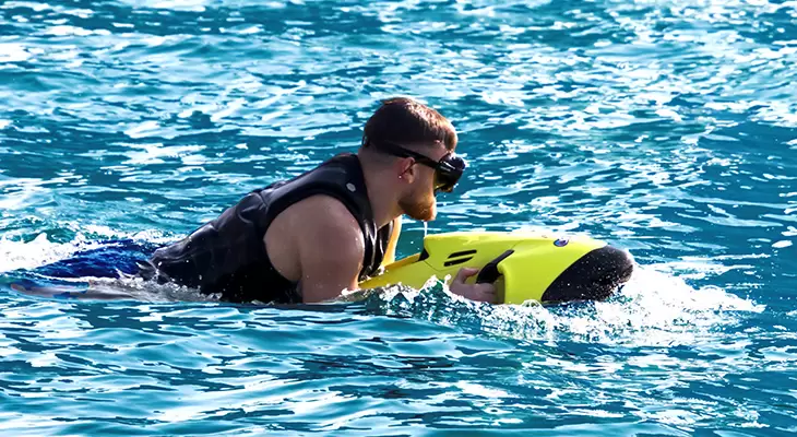 Sea Bobbing in Dubai Harbour 