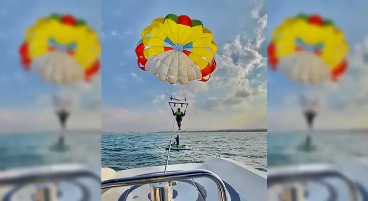 Muscat: 15 mins Parasailing Tour