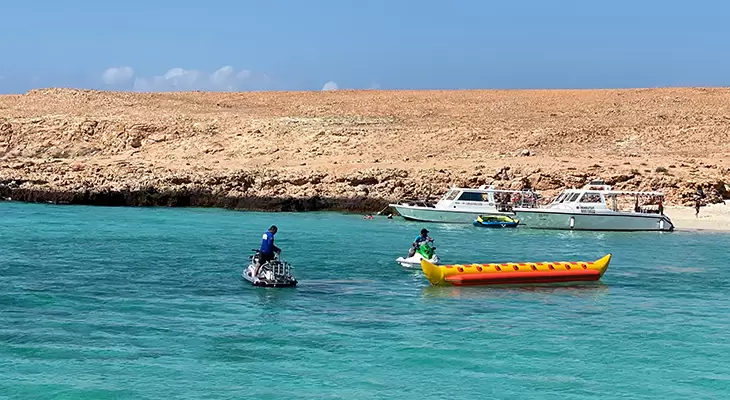 Enjoy a jet ski trip in Muscat  