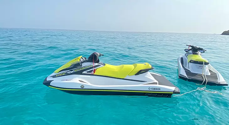 Jet ski Adventure For 60 min in Dimaniyat Island 