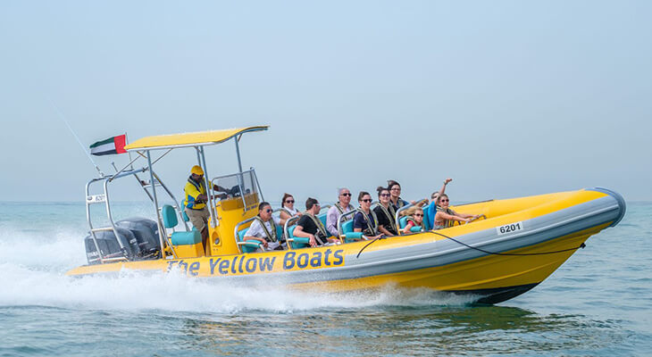 Yellow boat: 45 minutes Yas island tour!