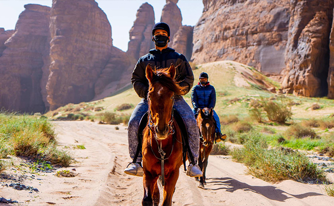 1 Hour Horseback Riding in AlUla