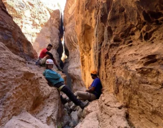 Hiking in the Twisted Maze in Al-Aula