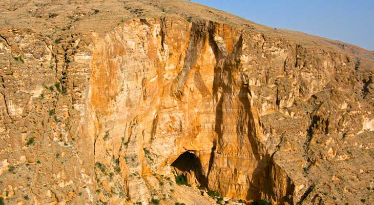 A Full Day on the Sur Coastal Area in Salalah