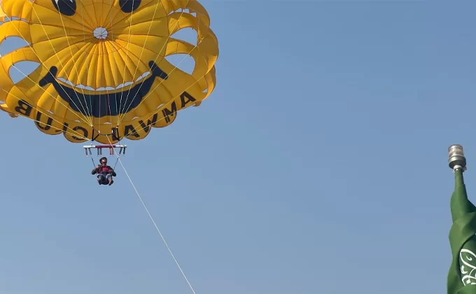 Parasailing in Amwaj Beach Club with Professional Guide 