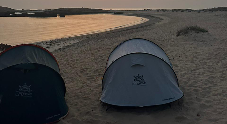 Full-Day Dimaniyat Island Camping Sharing Trip