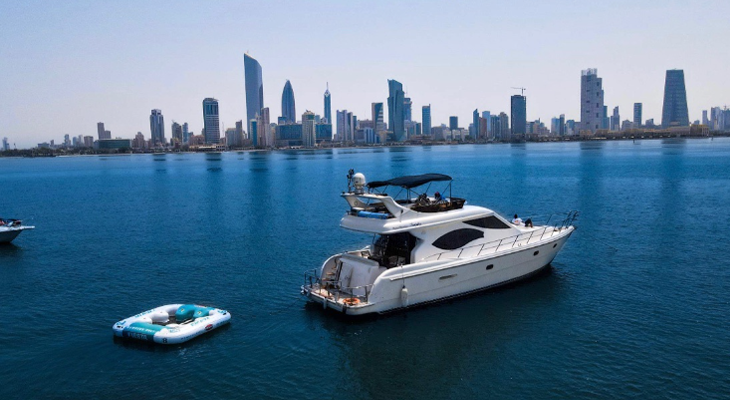 An Hour Sea Cruise with a 55-feet Yacht