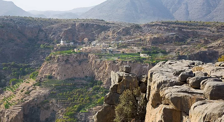 جولة في الجبل الأخضر في عمان