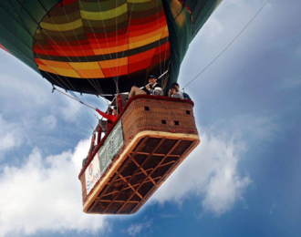  Hot air balloon ride and in Dubai