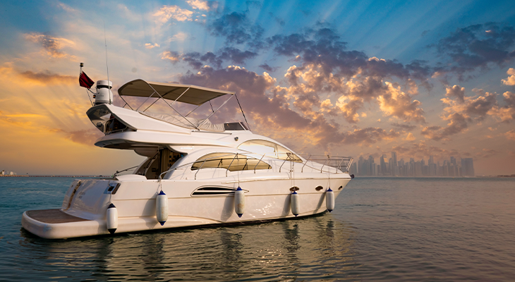 ِAstounda Yacht: 2 hours yacht tour in Doha Sea