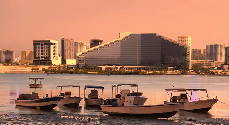 One Hour Boat trip on Amwaj Islands at Sunset