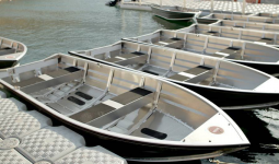 El Namas Lake: Electric Boat Rental for a Group of up to 3 Persons