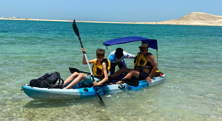 60-Minute Kayak Tour in Salman City
