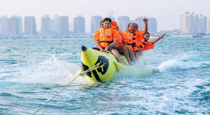 Friday: 5 hours Boat Trip to Safliya Island & Sightseeing Cruise