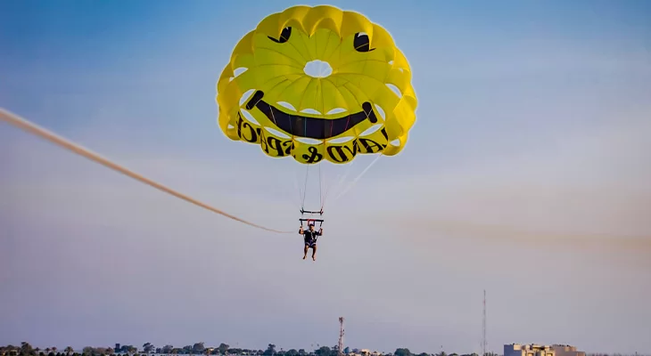  Parasailing with all VaT in Half Moon Beach