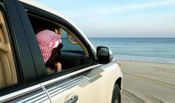 Sunset desert safari tour in Inland sea