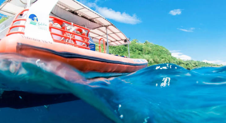 9-Hour Snorkel Adventure Cruise Aboard Speedboat at Nusa Penida Island