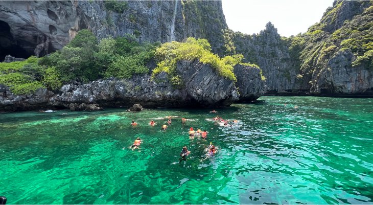 Full-Day Trip to Phi Phi, Bamboo, Maiton Islands, and Maya Bay on a Speed Catamaran