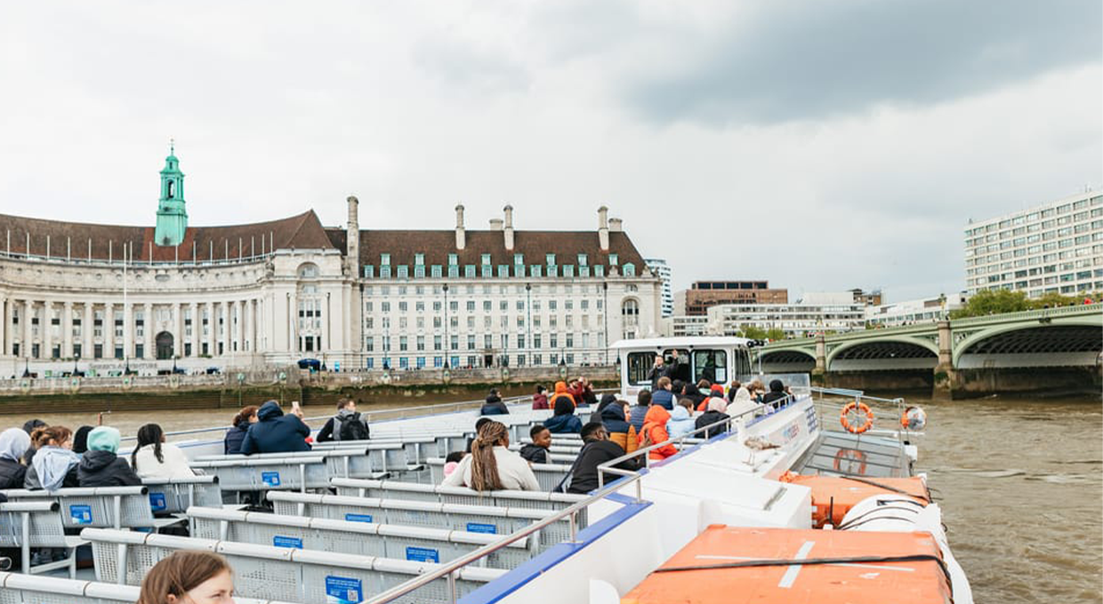 24-Hour Hop-On-Hop-Off Cruise Through the Thames River in London