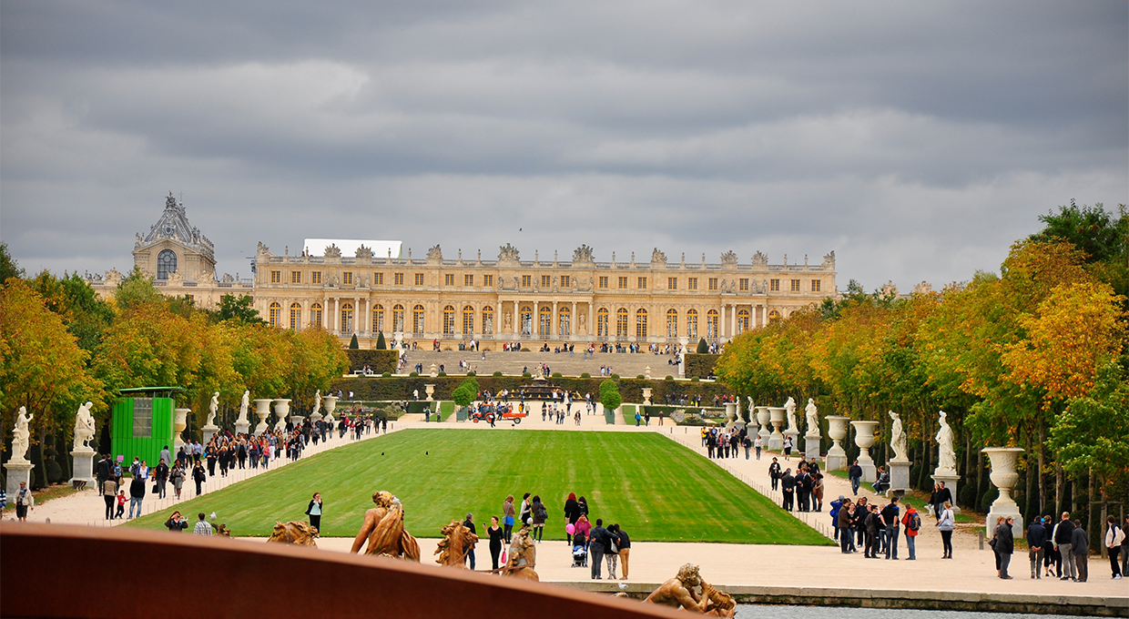 Versailles Palace Entry Ticket with Gardens & The Trianon Estate