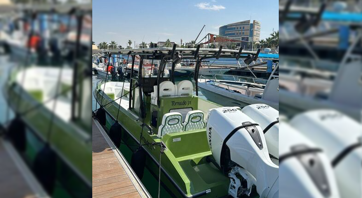 Boat Rental in Al-Jubail for a Group