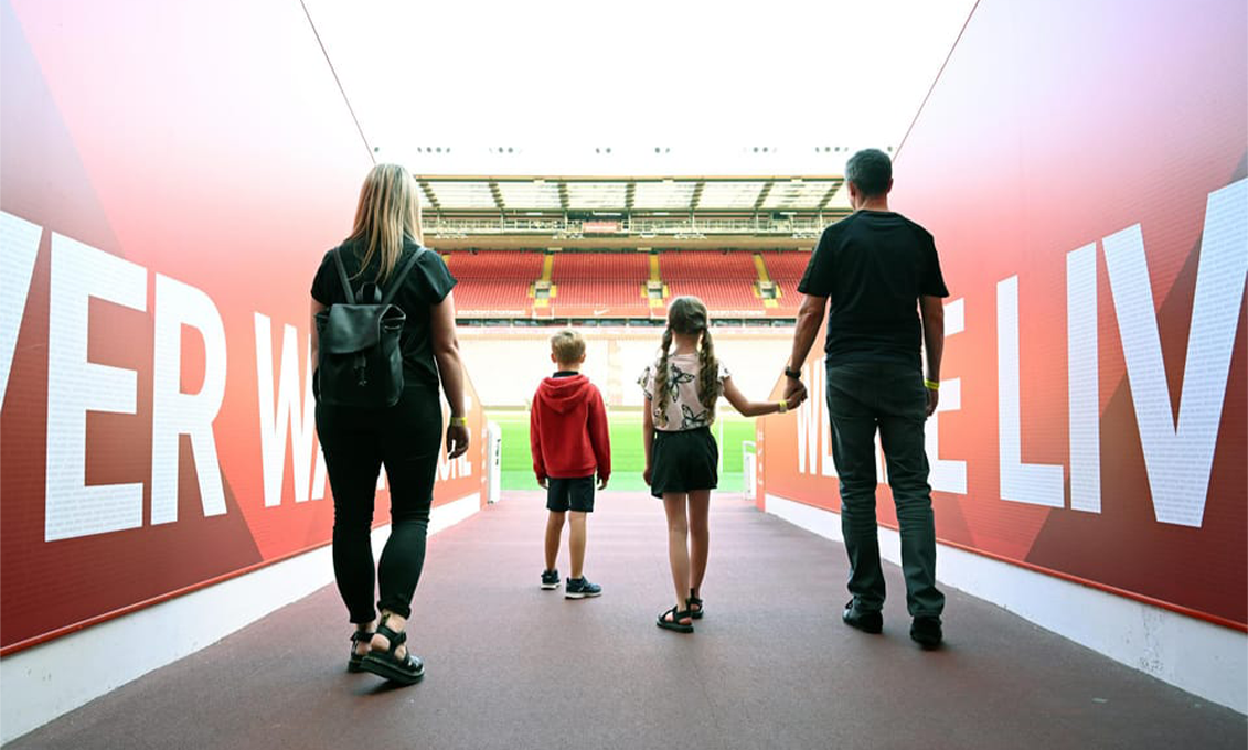 Tour in Liverpool FC Anfield Stadium and Museum