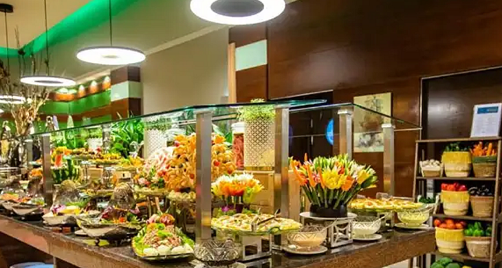 Dinner Buffet at Holiday Inn Meydan Riyadh